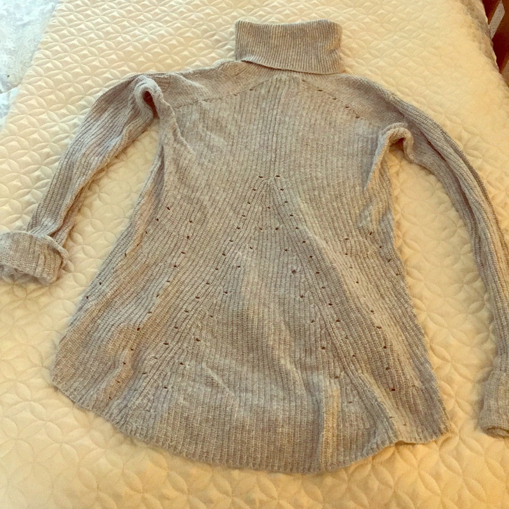Grey tunic length turtle neck